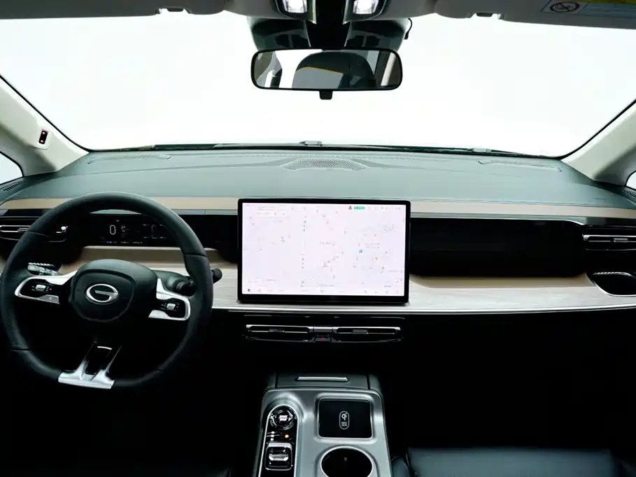 TRUMPCHI E8 NEW ENERGY 2024