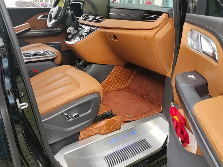 HONGQI HQ9 2023
