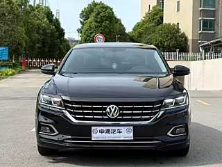 VOLKSWAGEN PASSAT 2019