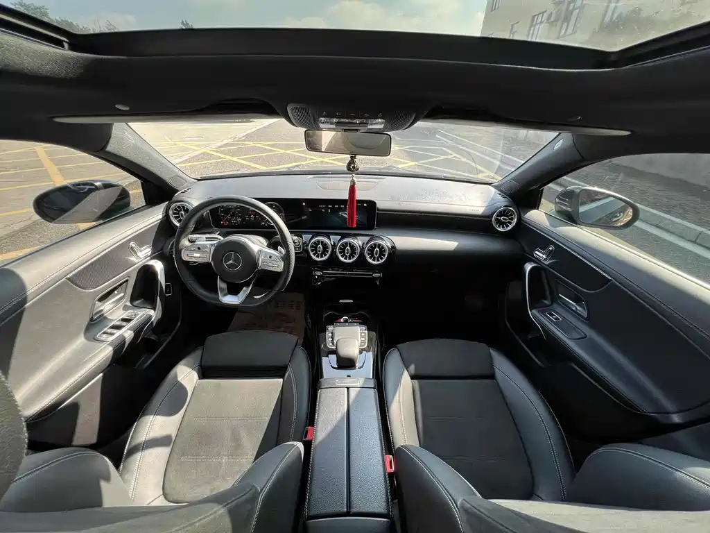 MERCEDES BENZ A-CLASS 2020