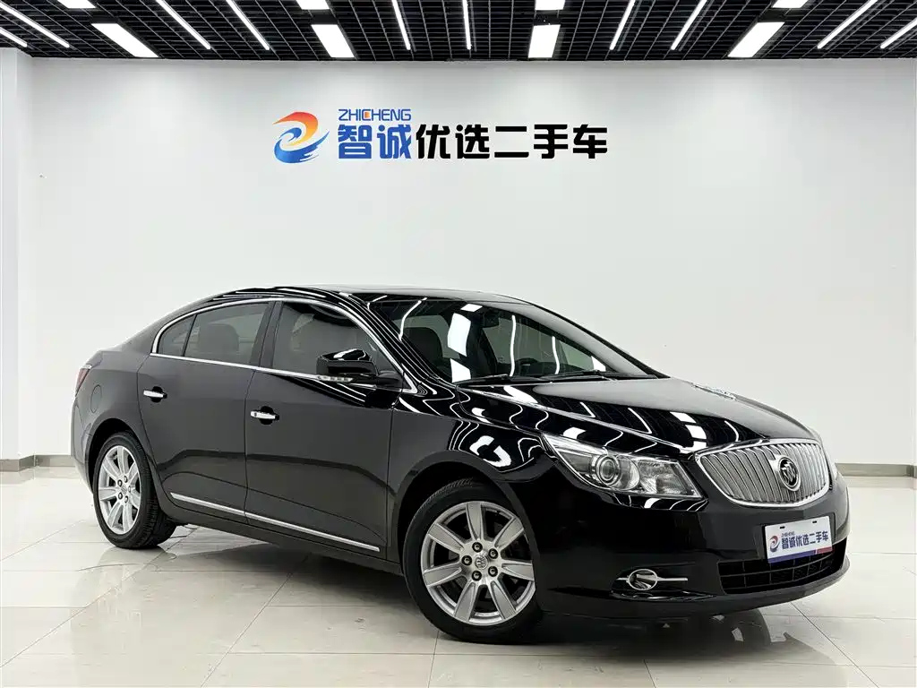 BUICK LACROSSE 2010