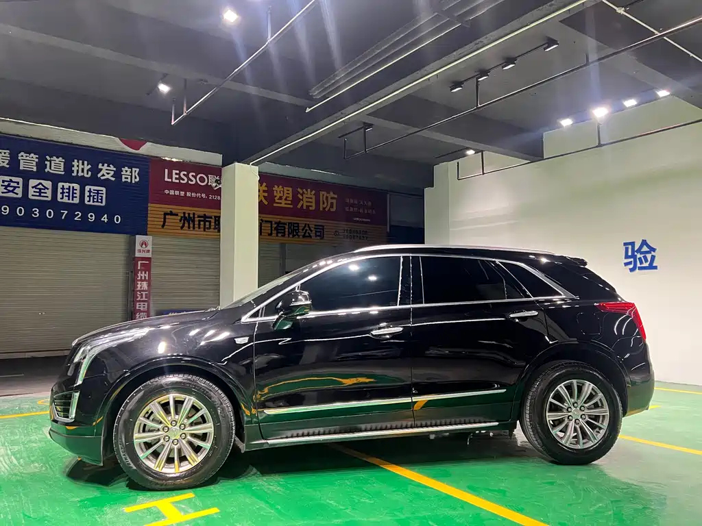 CADILLAC XT5 2016