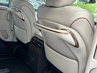 LEXUS LM  2023 YEAR 500H  SEATS  EDITION 2023