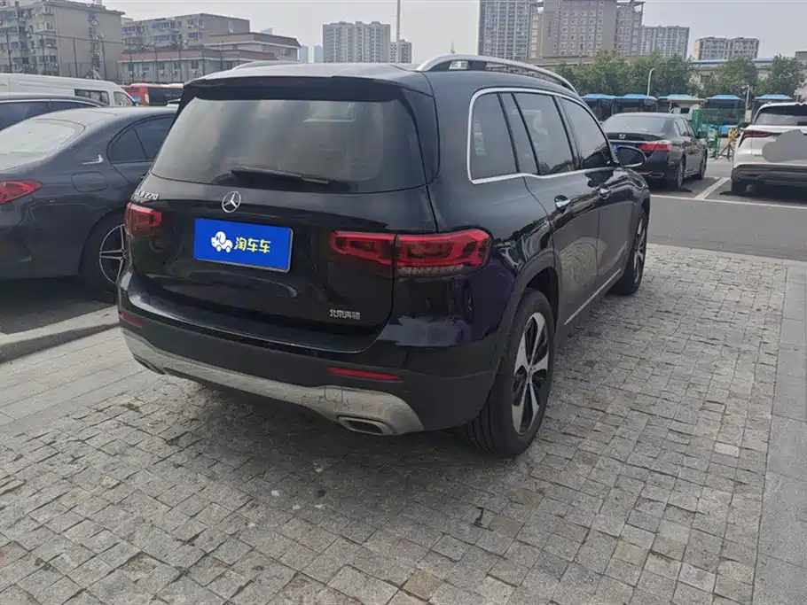 MERCEDES BENZ GLB 2022