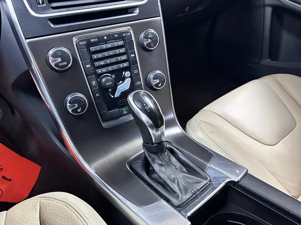 VOLVO S60 IMPORT 2014