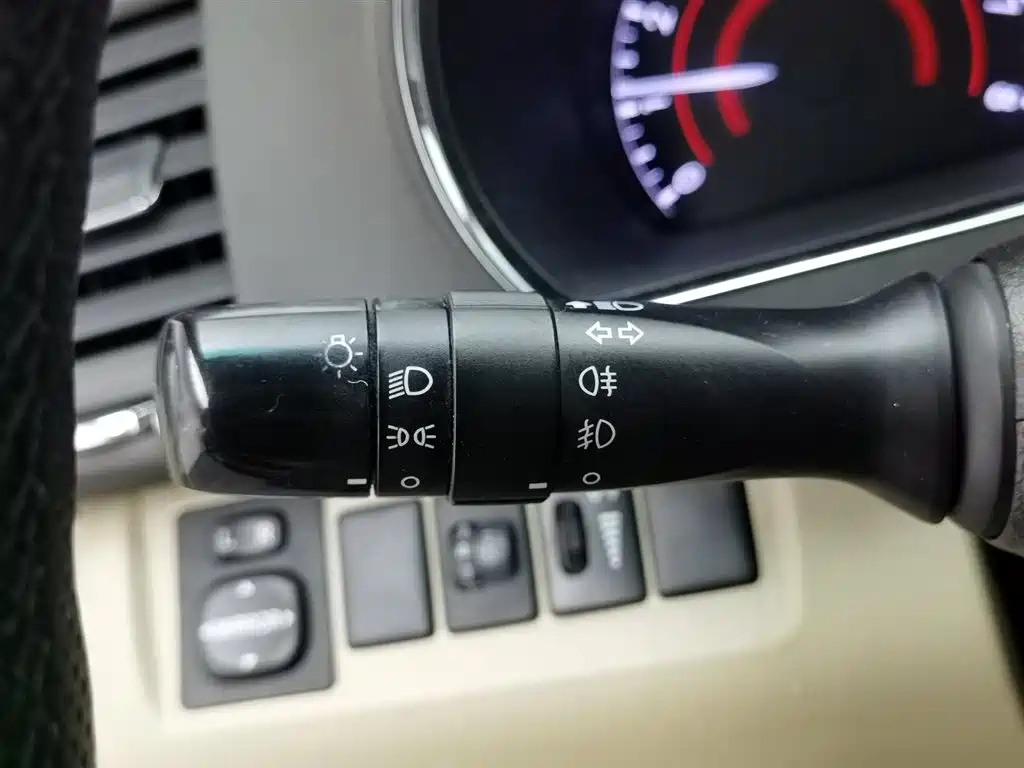 TOYOTA HIGHLANDER 2013