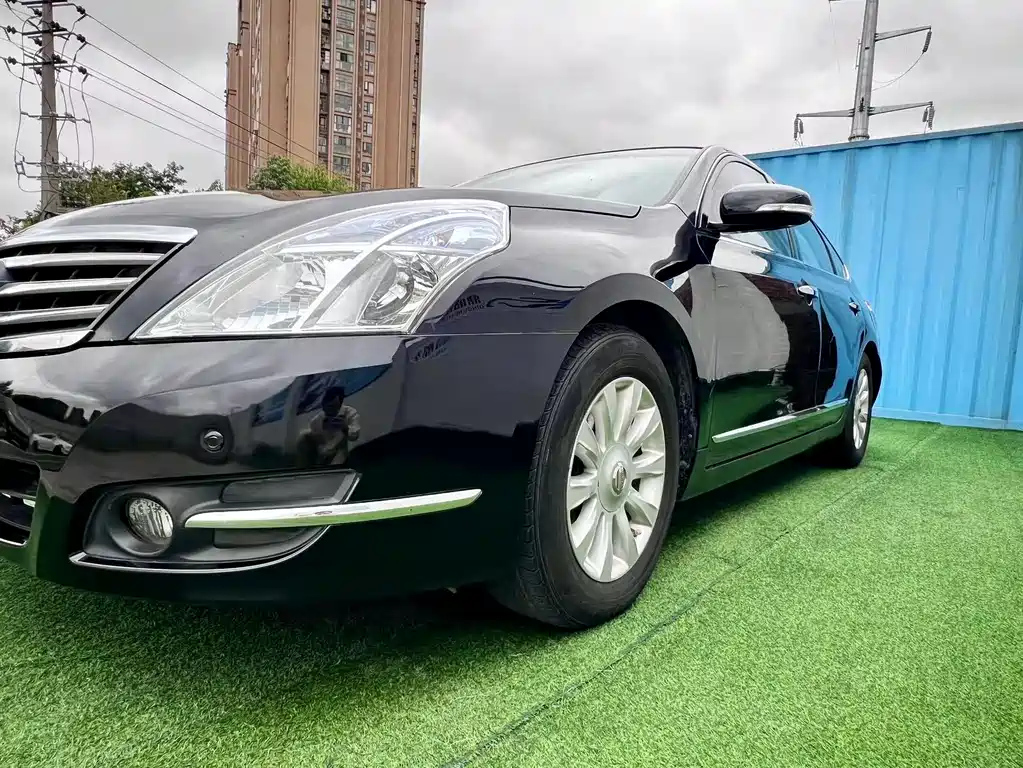 NISSAN TEANA 2009