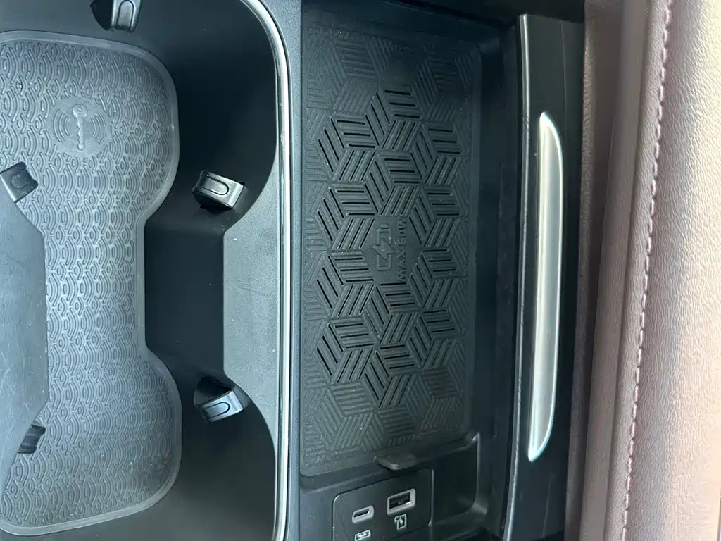 CHERY TIGGO 8 PRO 2025