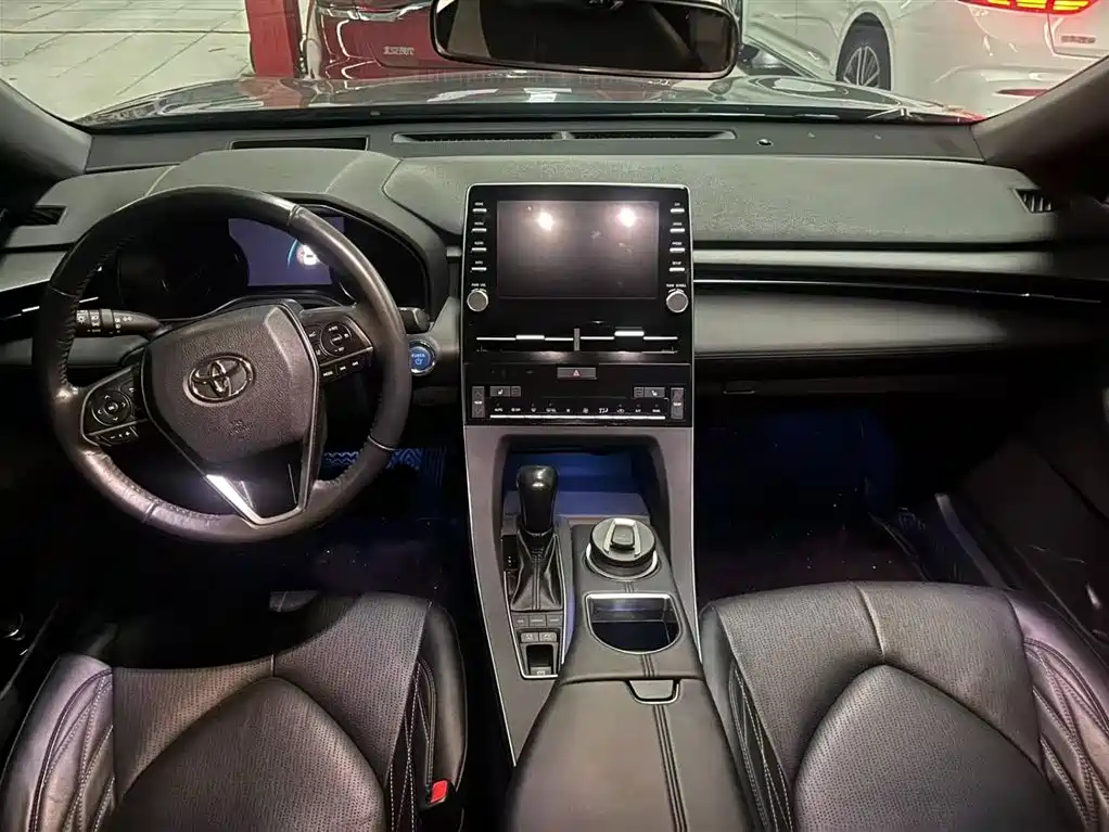 TOYOTA AVALON 2019