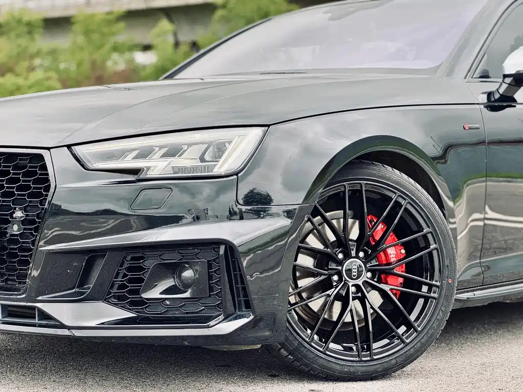 AUDI A4 IMPORT 2020