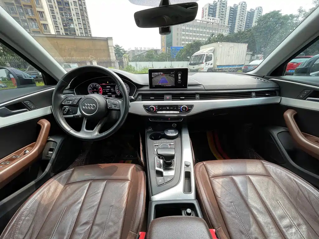 AUDI A4L 2019
