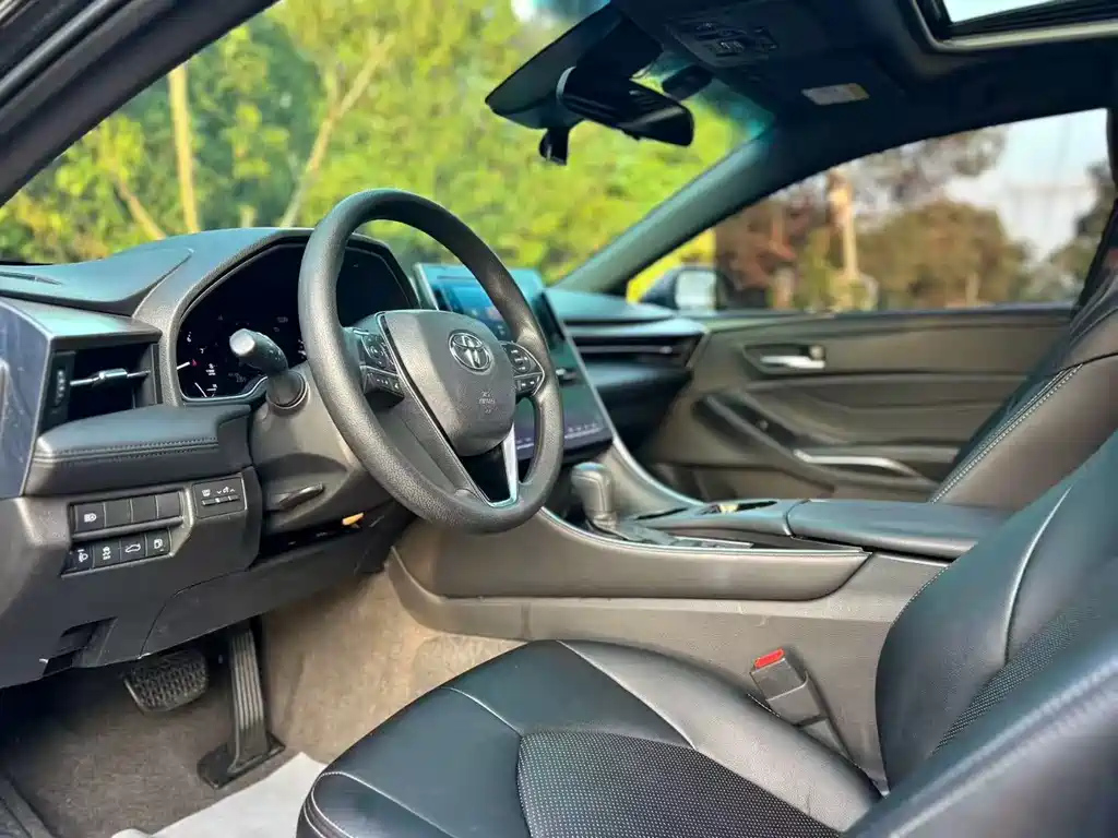 TOYOTA AVALON 2022