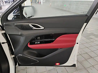 HONGQI HS3  2024 YEAR 1.5T  EDITION 2024