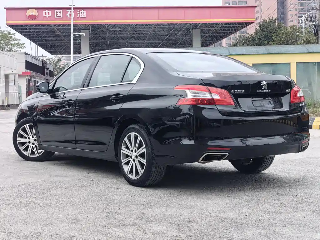 PEUGEOT 408 2017