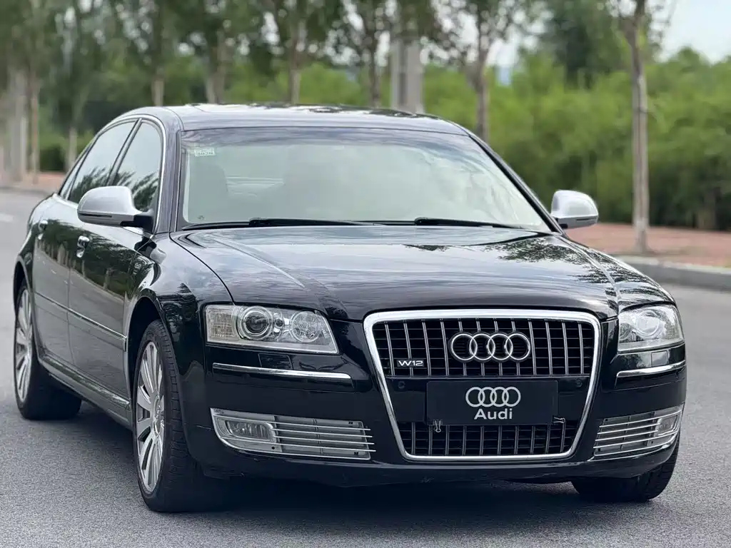 AUDI A8 2011