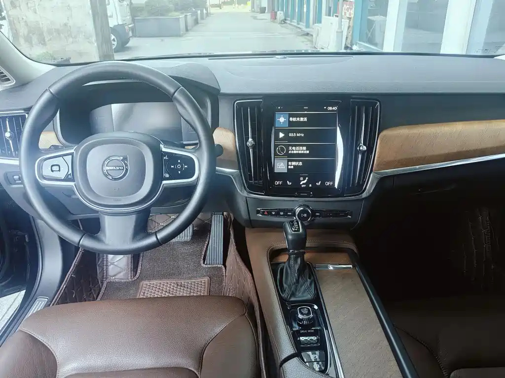 VOLVO S90 2018