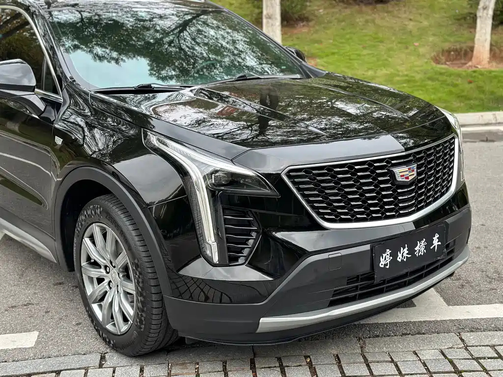 CADILLAC XT4 2021