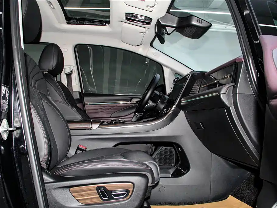 TRUMPCHI M8 2023