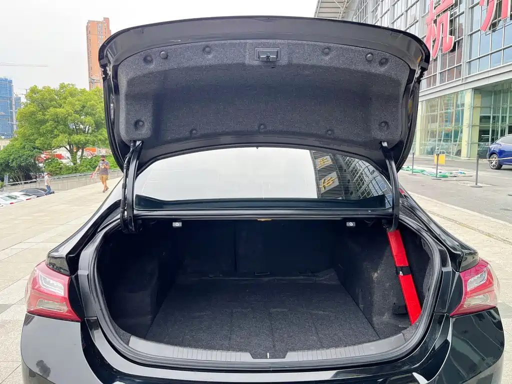 CHEVROLET MALIBU XL 2020