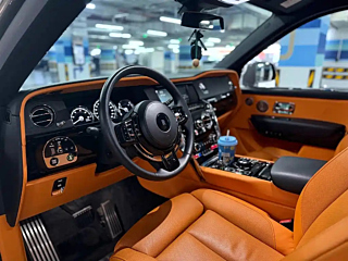 ROLLS ROYCE CULLINAN 2018 YEAR SEATS EDITION 2018