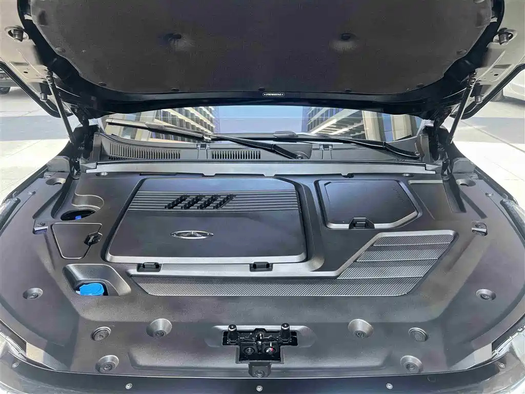 CHERY TIGGO 8 PRO 2025