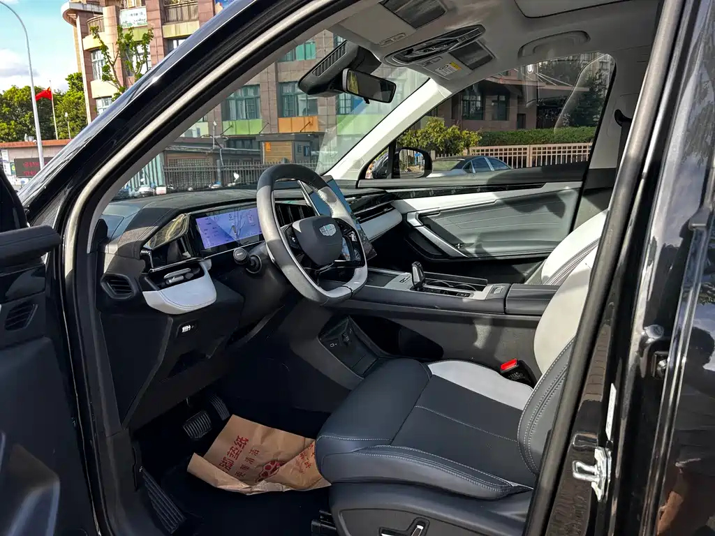 GEELY AUTO BOYUE L 2025