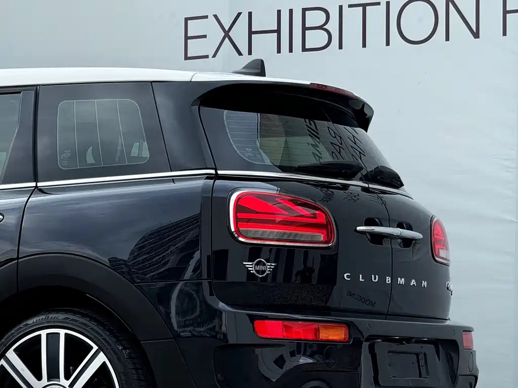MINI CLUBMAN 2020