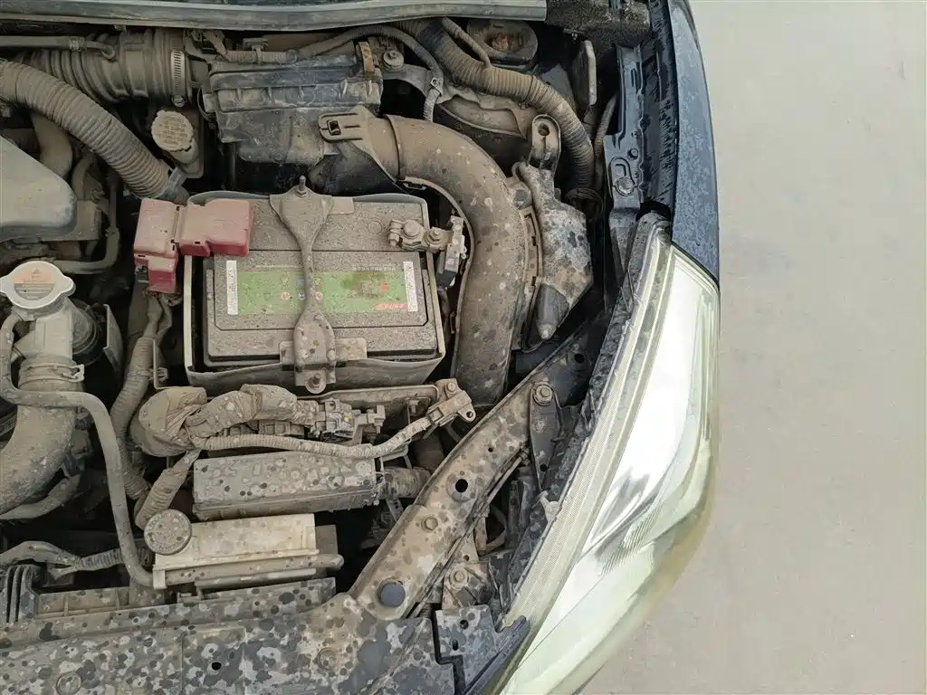 NISSAN TIIDA TIIDA 2011