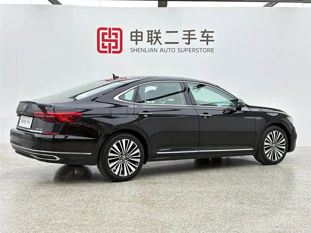 VOLKSWAGEN PASSAT 2020