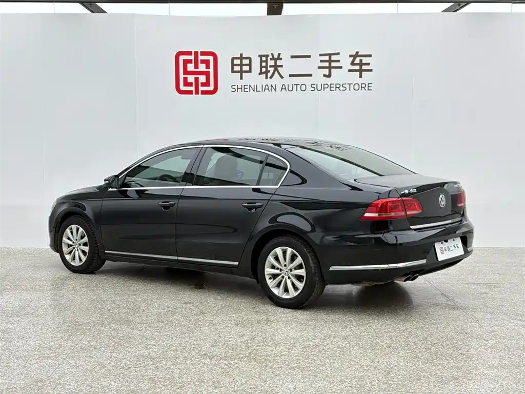 VOLKSWAGEN MAGOTAN 2015