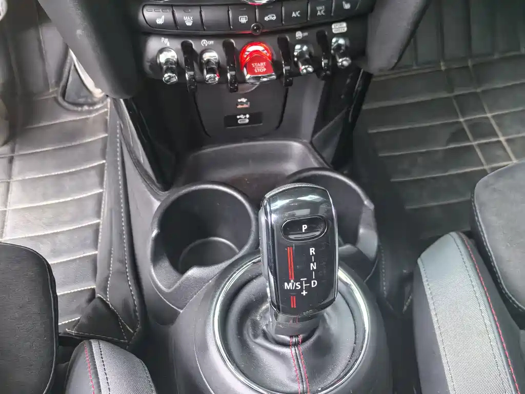 MINI JCW 2021
