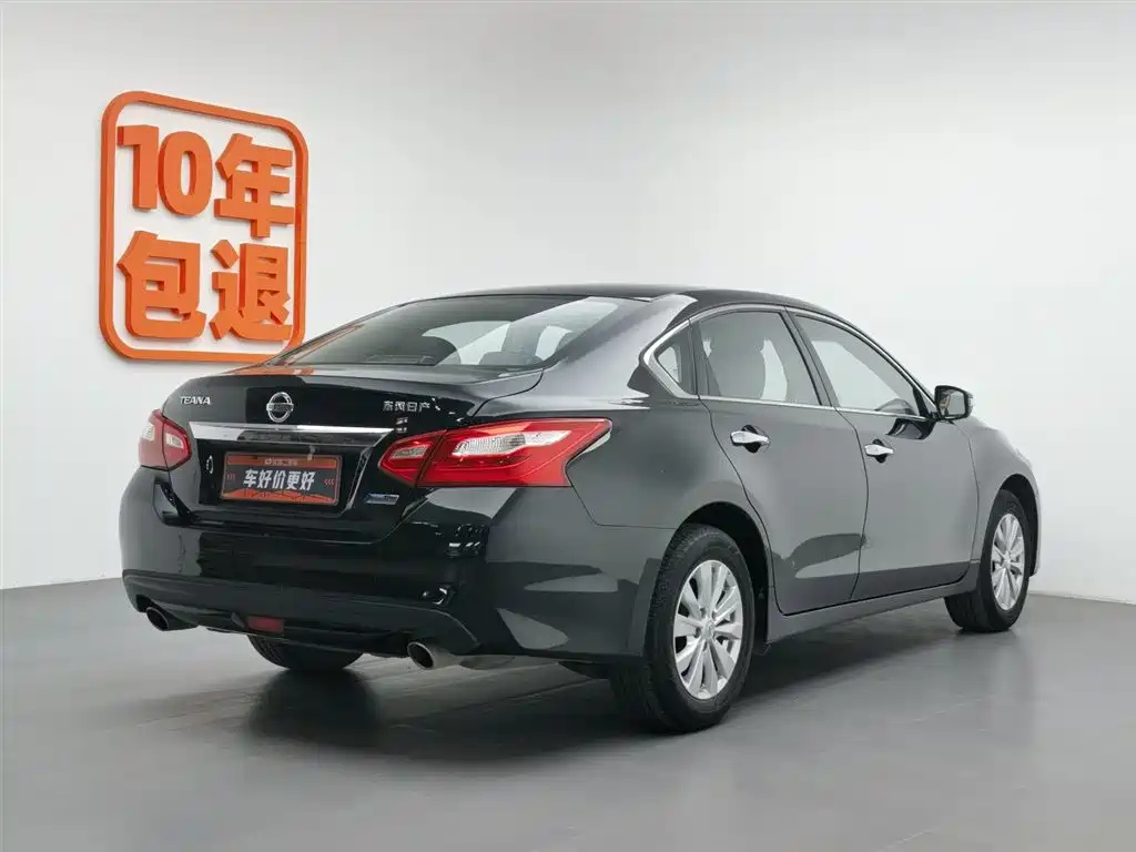NISSAN TEANA 2018