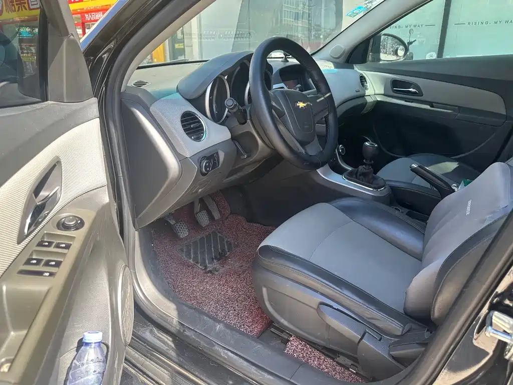 CHEVROLET CRUZE 2013