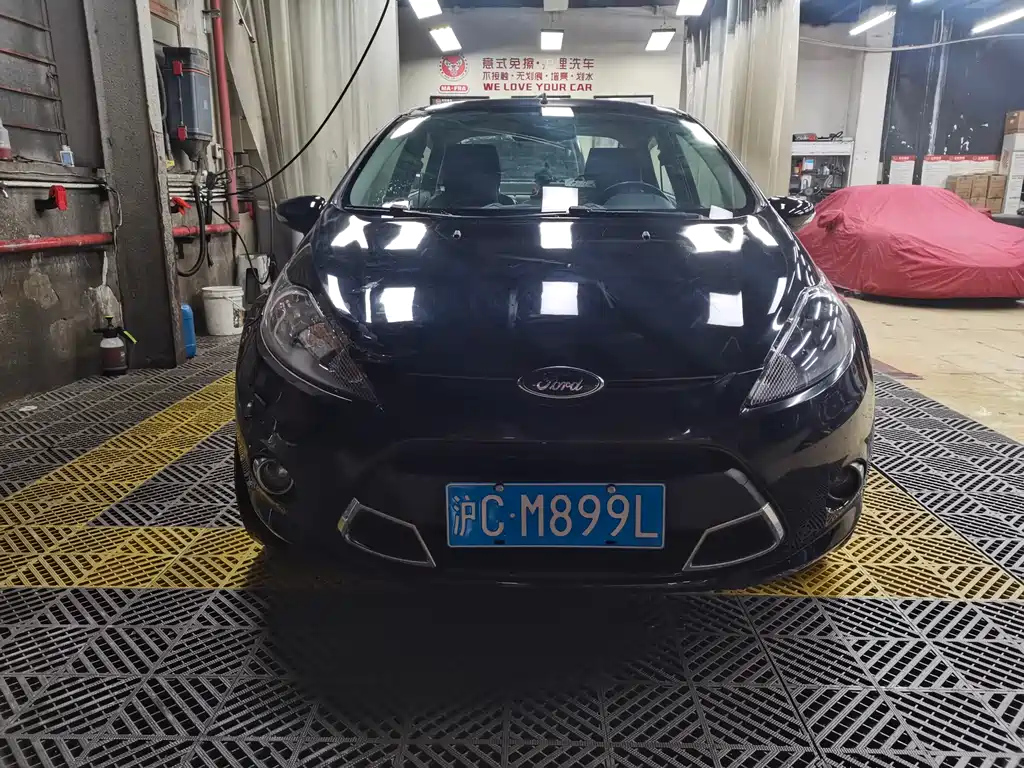 FORD FIESTA 2010