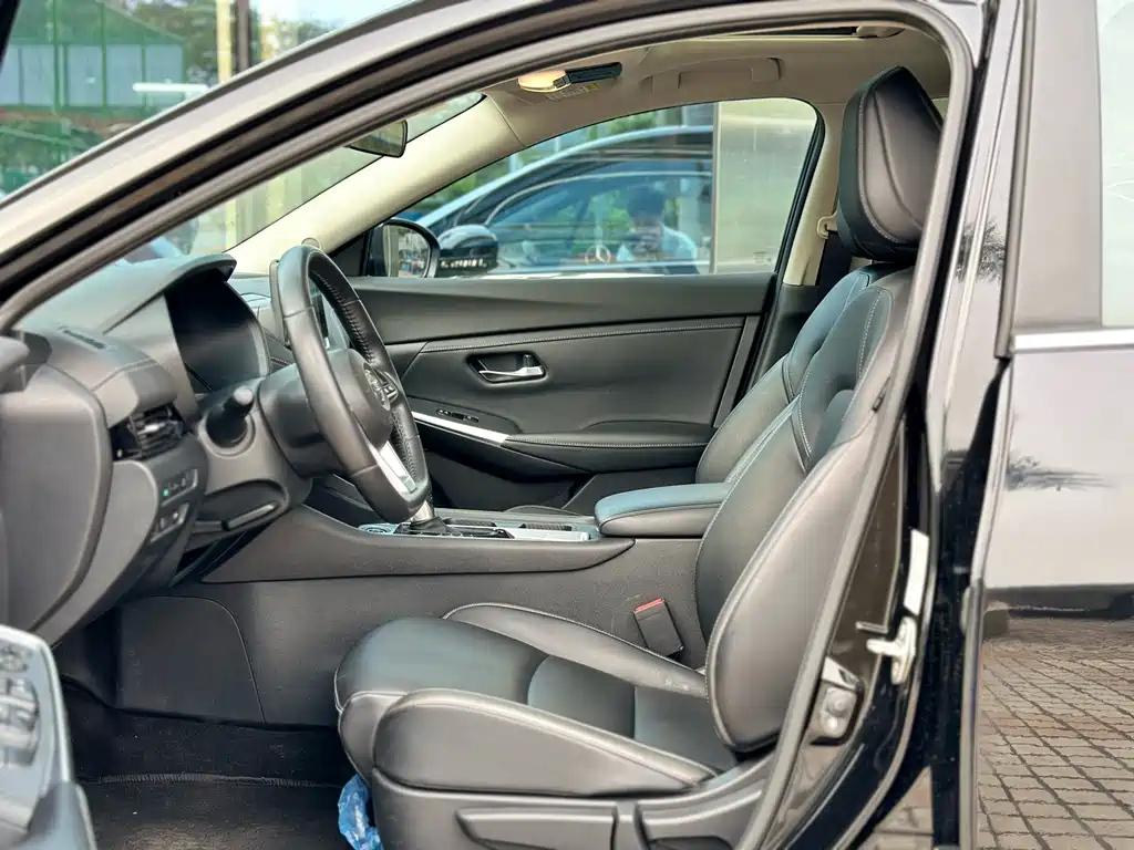 NISSAN SYLPHY 2023