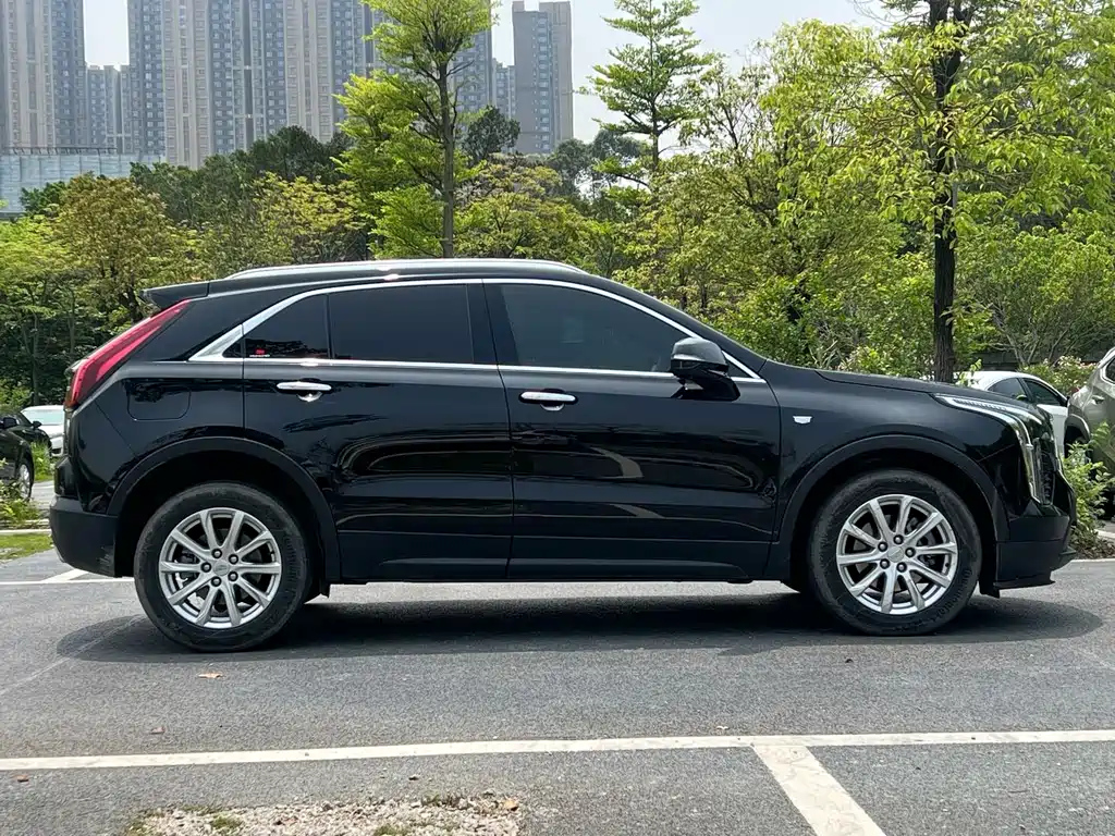 CADILLAC XT4 2022