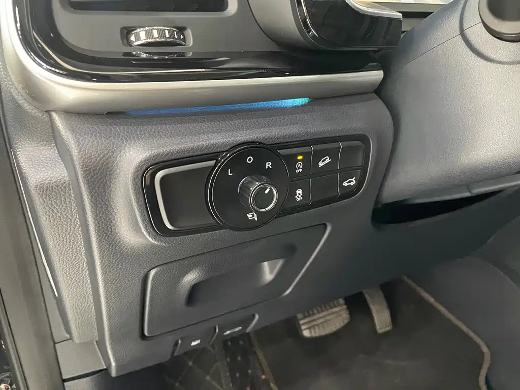 TRUMPCHI M8 2022