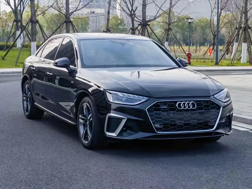 AUDI A4L 2021