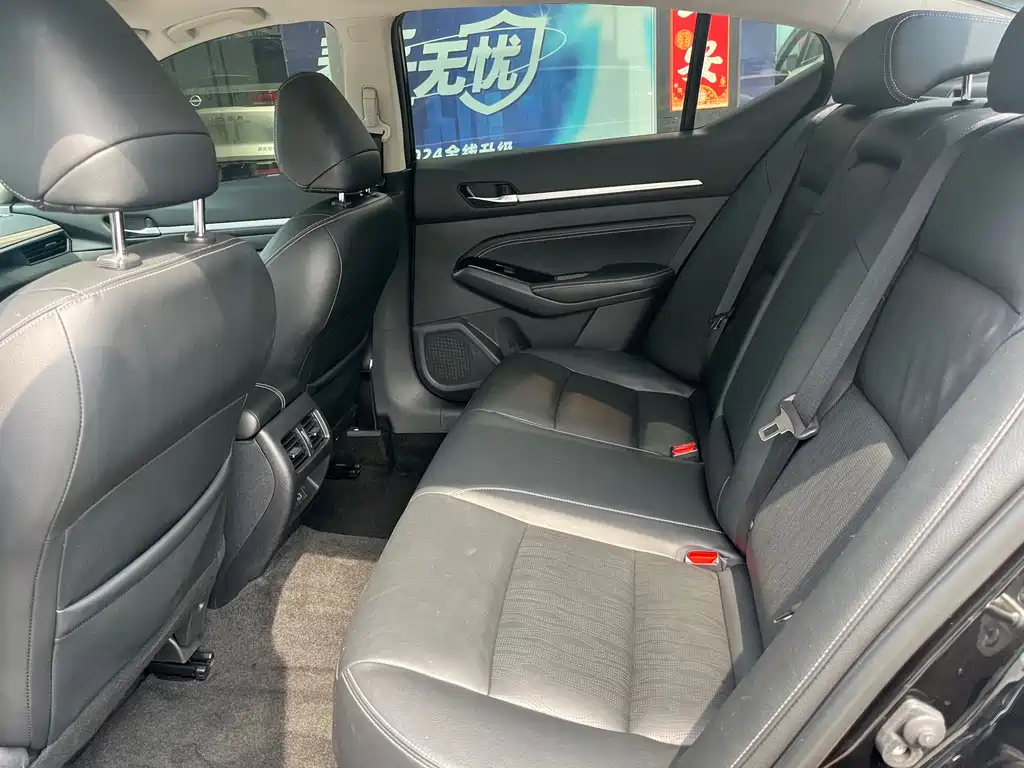 NISSAN TEANA 2021