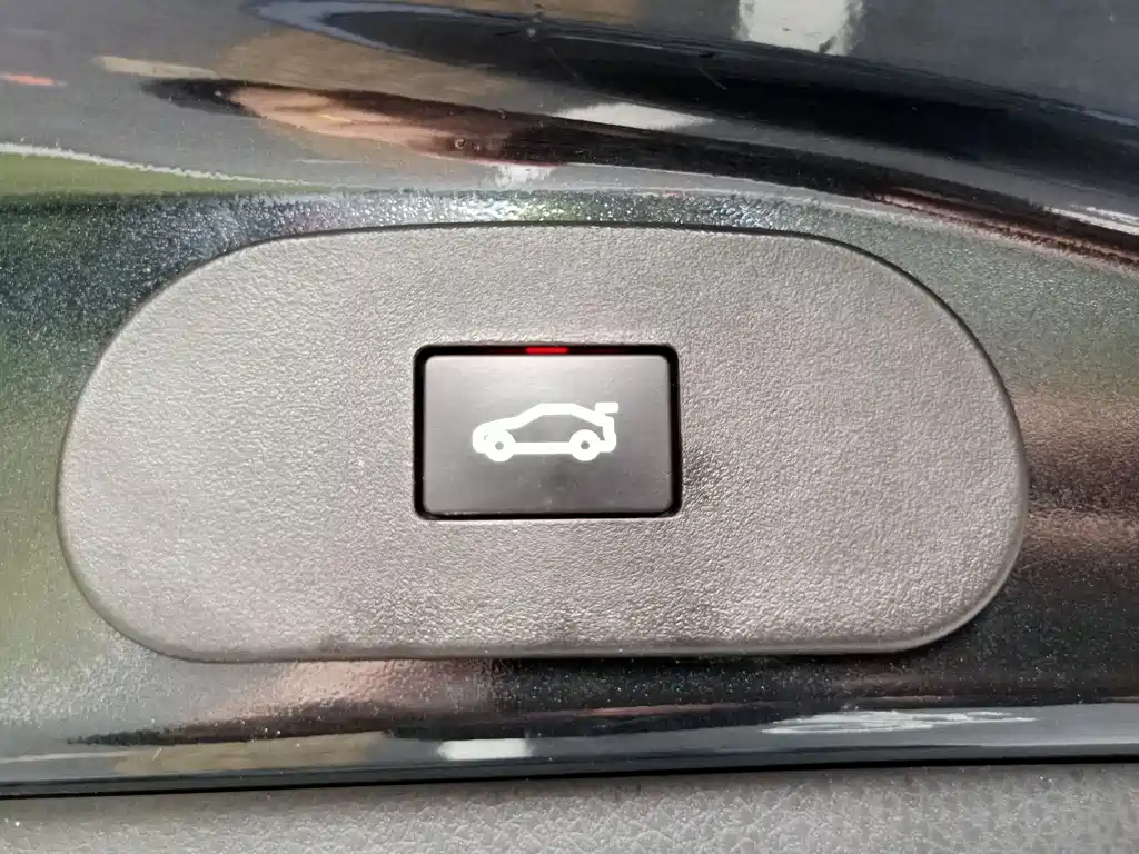 TOYOTA RAV4 RONGFANG 2018