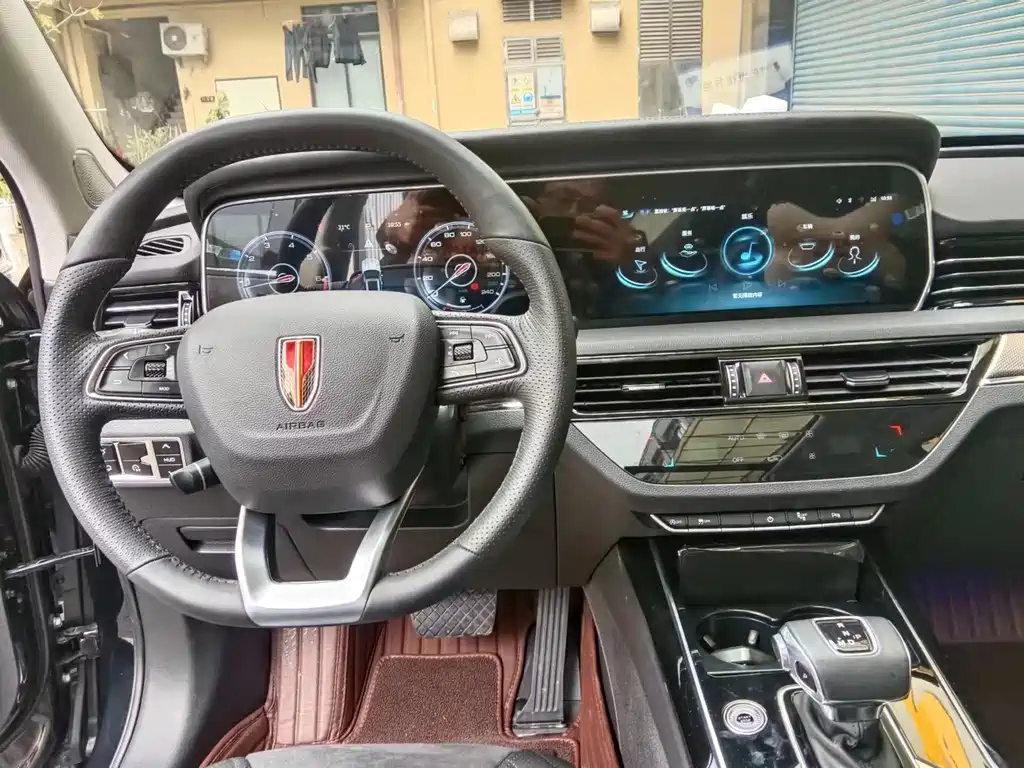 HONGQI HS5 2023