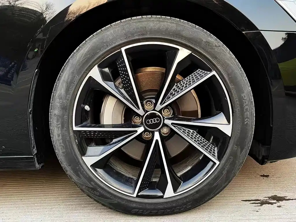 AUDI A6L 2021