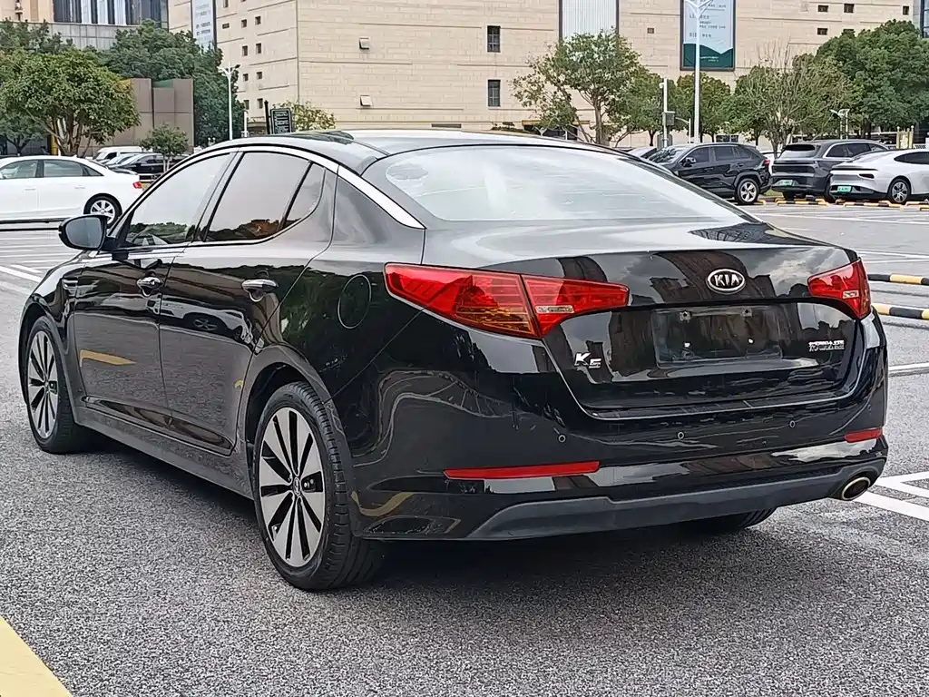 KIA K5 2012