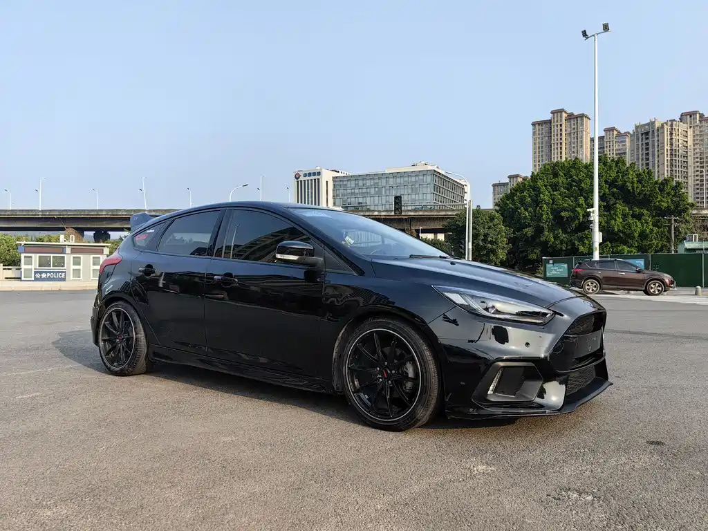 FORD FOCUS 2016