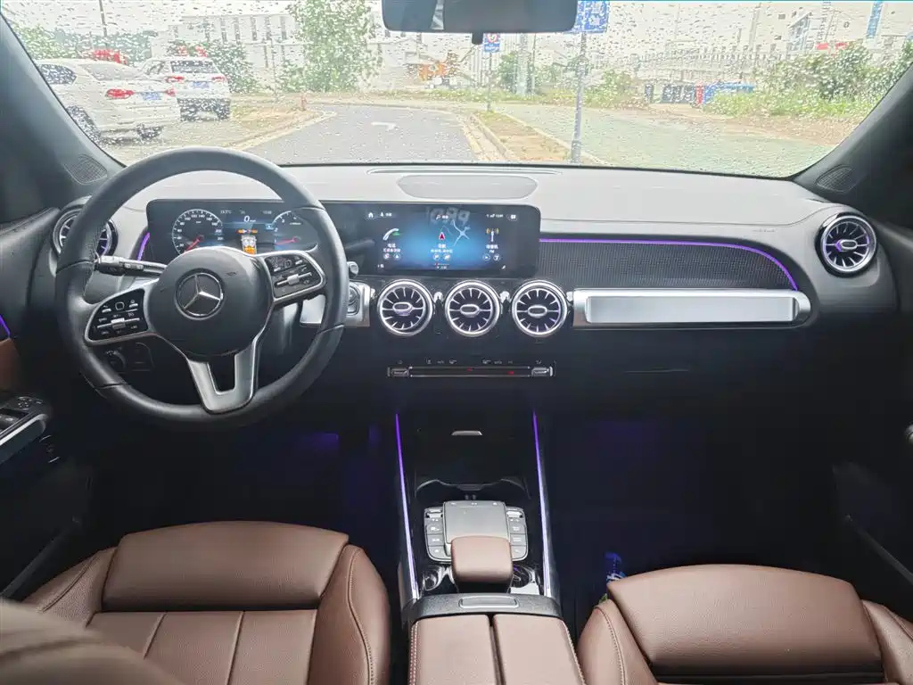 MERCEDES BENZ GLB 2021