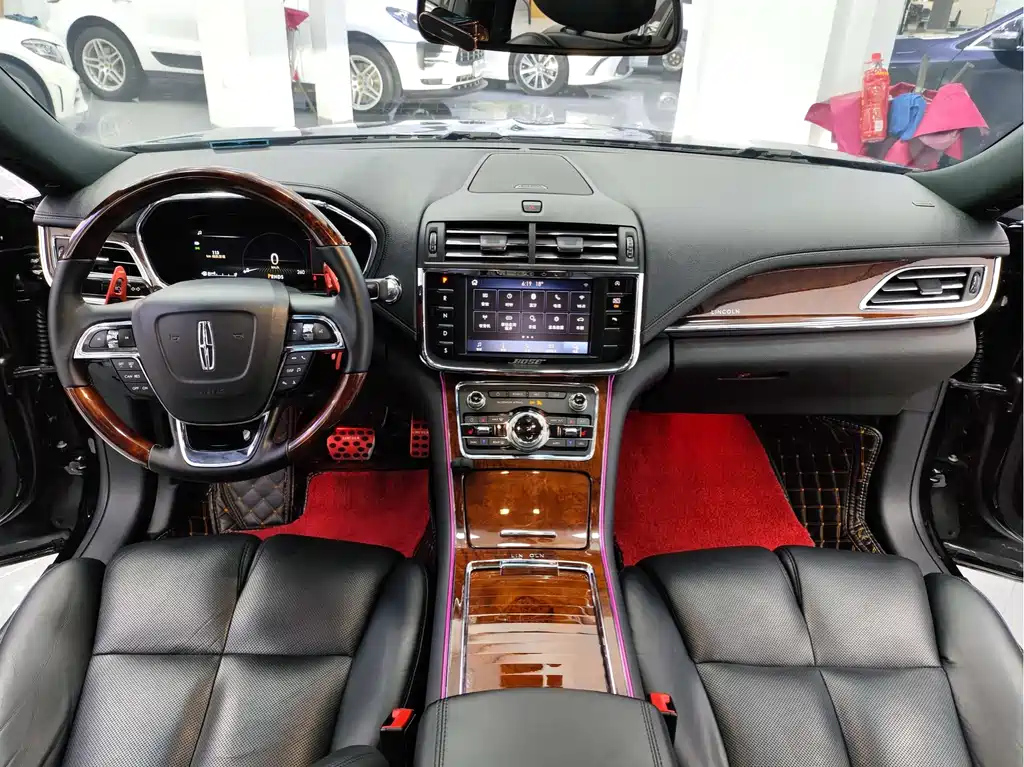 LINCOLN CONTINENTAL 2021