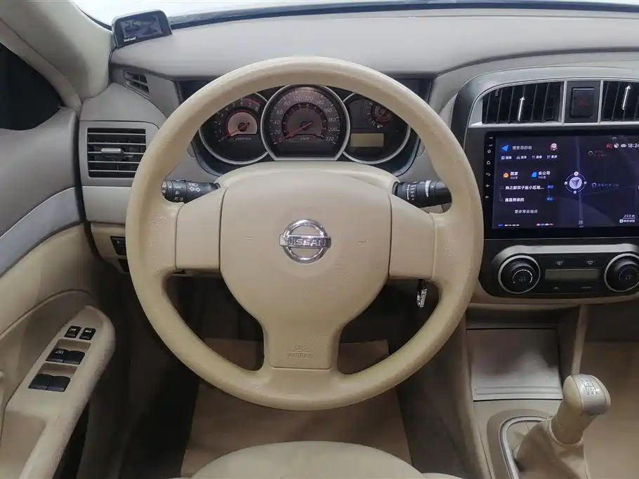 NISSAN SYLPHY 2016