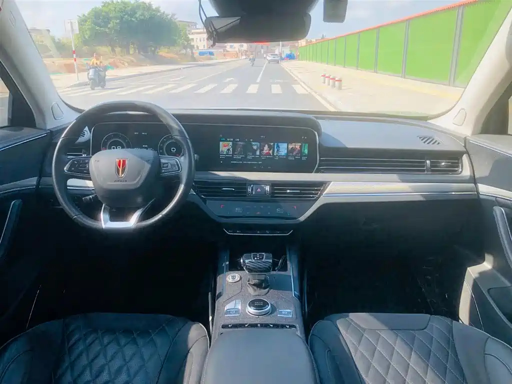 HONGQI HS5 2021
