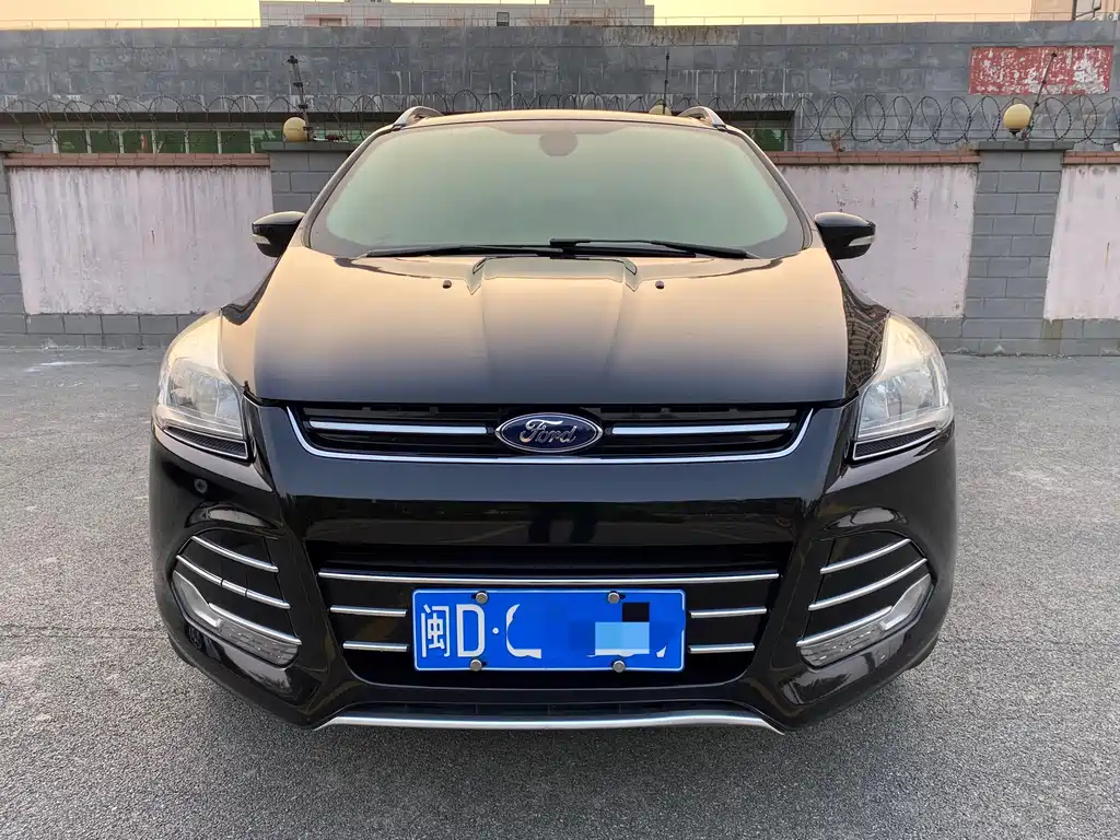 FORD ESCAPE 2015