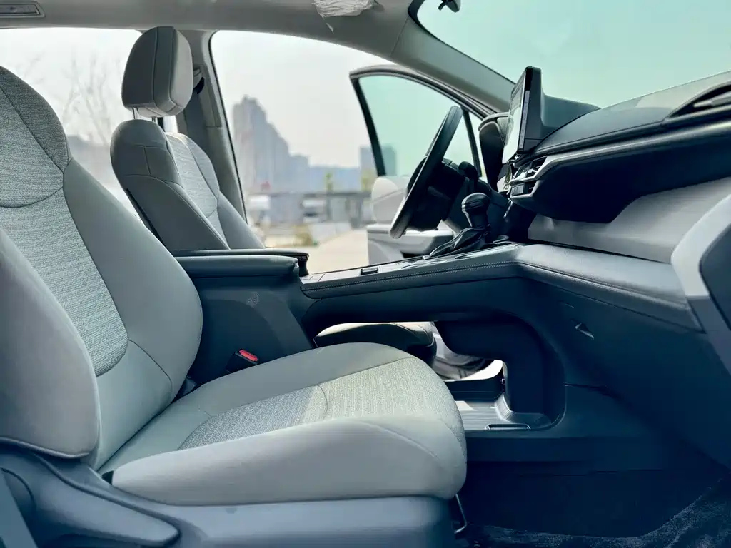 TOYOTA SIENNA SIENNA 2024